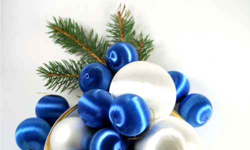 Декорируем дом к Новому году: бело-голубые тона