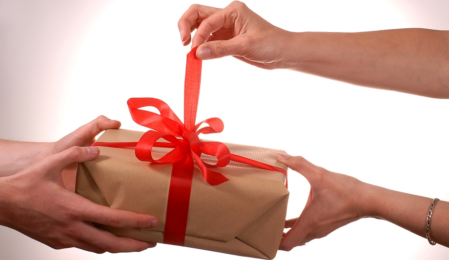 10 советов, как сделать подарочную упаковку своими руками